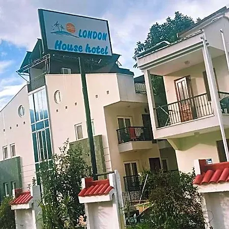 Hotel London House